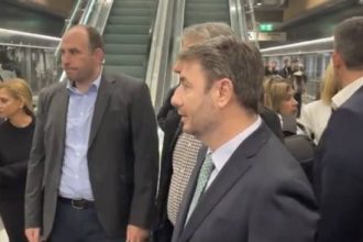 Κατερίνα Σολωμού: Με Νίκο Ανδρουλάκη στο μετρό Θεσσαλονίκης - ΦΩΤΟ