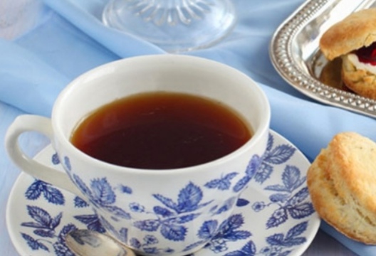 Μορφωτικός Σύλλογος Κυριών Πάτρας: Τσάι για τα παιδιά της Φλόγας