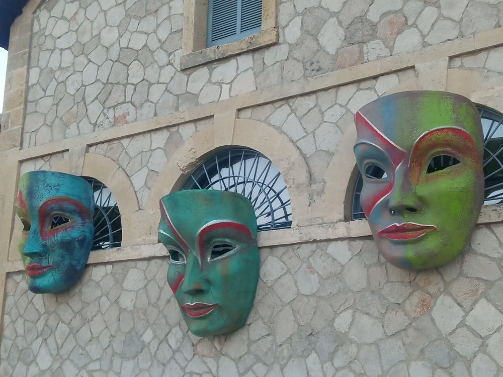 Οι καθηγητές έγιναν ηθοποιοί και καταχειροκροτήθηκαν ΦΩΤΟ