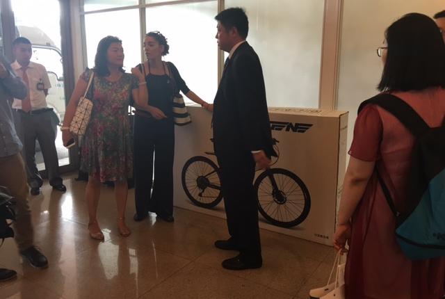 Τι απέγινε το ποδήλατο - δώρο των Κινέζων στον Τσίπρα