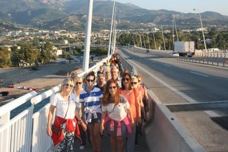 Πάτρα: Μεγάλη προσέλευση στο πέρασμα της Γέφυρας Ρίου - Αντιρρίου