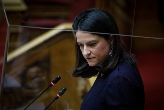 Το γράμμα μίας μαθήτριας στον Αγιο Βασίλη που συγκίνησε την Κεραμέως