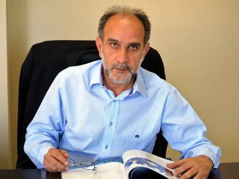 Απ. Κατσιφάρας: Ο ακροδεξιός Μπογδάνος δεν μπορεί να είναι κάτω από την ομπρέλα Δημοκρατικού κόμματος