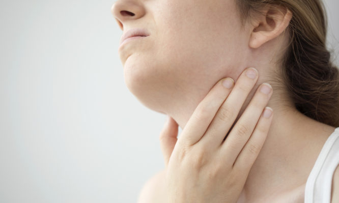 Μετάλλαξη Δέλτα: Τα συμπτώματα που πρέπει να σας ανησυχήσουν