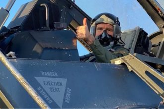 «Ιπτάμενος» ο Αμερικανός πρέσβης Τζέφρι Πάιατ