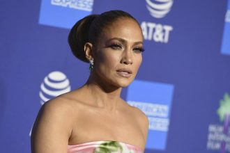 Ψεύτικο ή αληθινό το τόσο ωραίο δέρμα των celebrities;