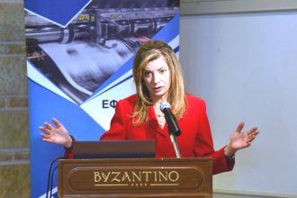 Η Βίβιαν Σαμούρη σε ημερίδα με θέμα το δημογραφικό