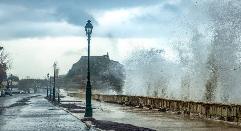 Κακοκαιρία "Petar": Μήνυμα του 112 από την Πολιτική Προστασία, σε Αχαΐα, Δυτ. Ελλάδα, Ιόνιο και Ήπειρο - Η ΕΜΥ επικαιροποίησε το έκτακτο δελτίο