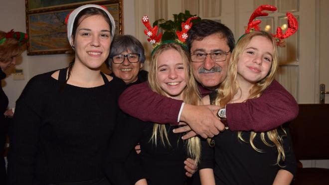 Μια ζεστή αγκαλιά