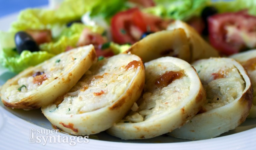 Καλαμάρια γεμιστά με ρύζι