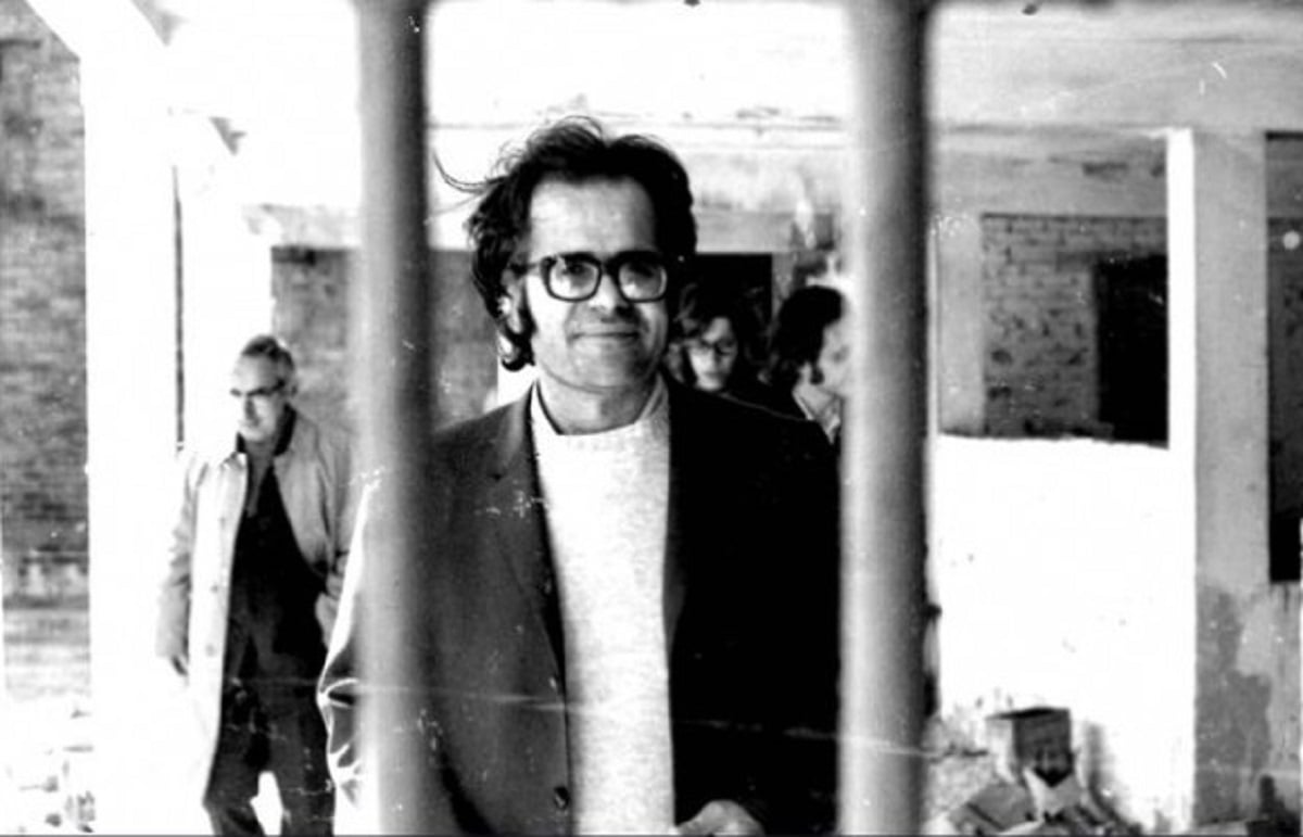 Ενα ποίημα, ένα πρόσωπο , μια ιστορία