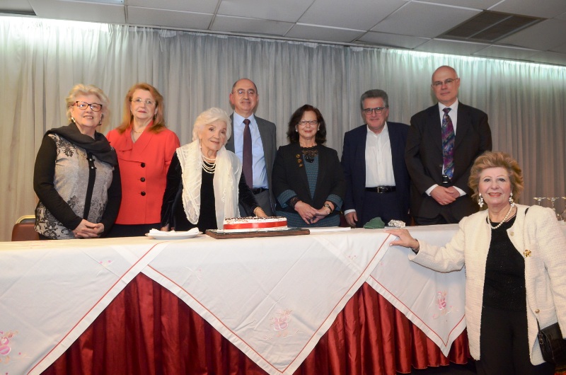 Πρωτοχρονιάτικη πίτα από το Παράρτημα της Πάτρας της Ελληνικής Αντικαρκινικής Εταιρείας