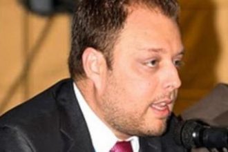 «Κρίμα πάντως...Εζυγίσθησαν, εμετρήθησαν και ευρέθησαν όλοι τους...ελλιπείς!»