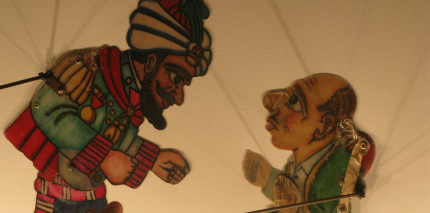 Το Θέατρο Σκιών συνεχίζει το ταξίδι του στις γειτονιές της Πάτρας