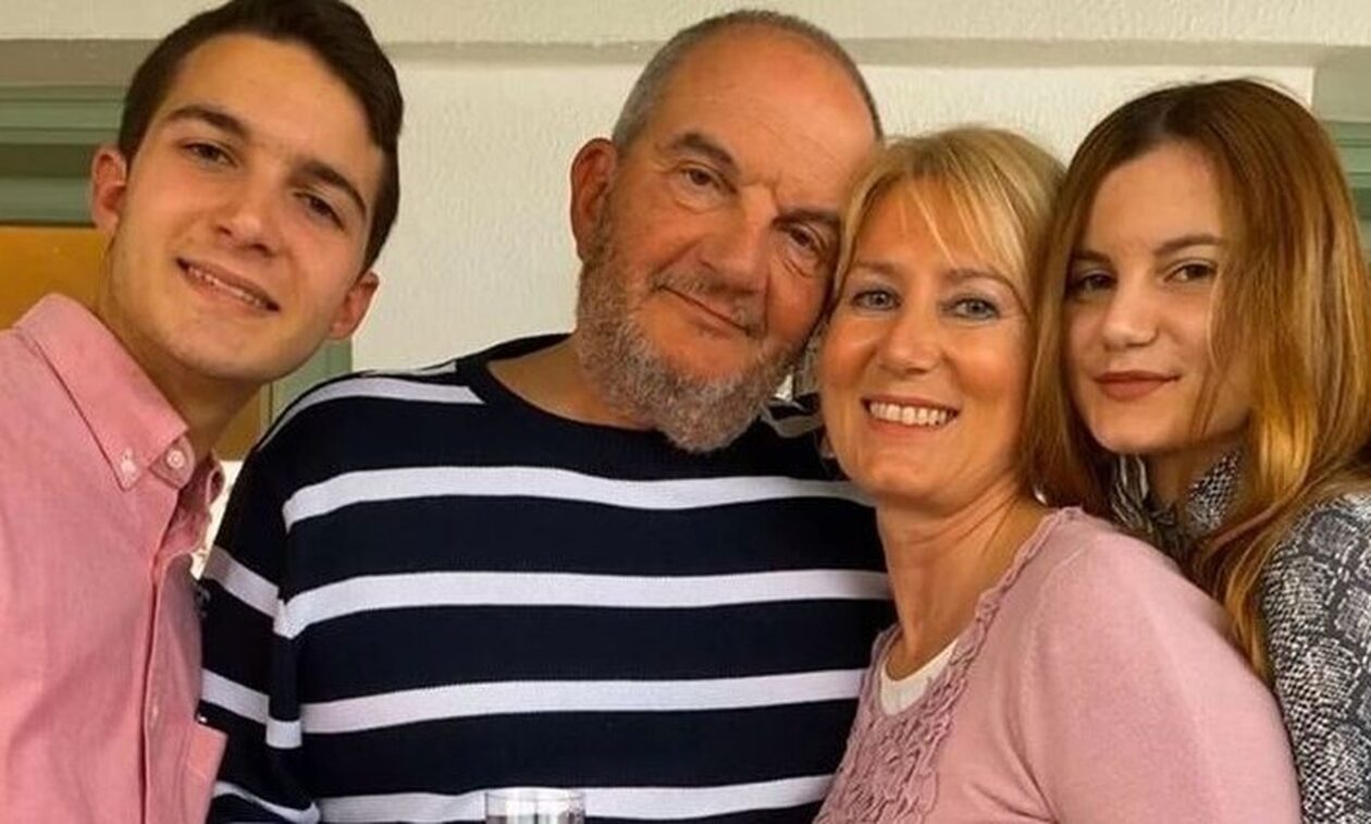 Ο γιος του Κώστα Καραμανλή ανεβαίνει στο θεατρικό σανίδι