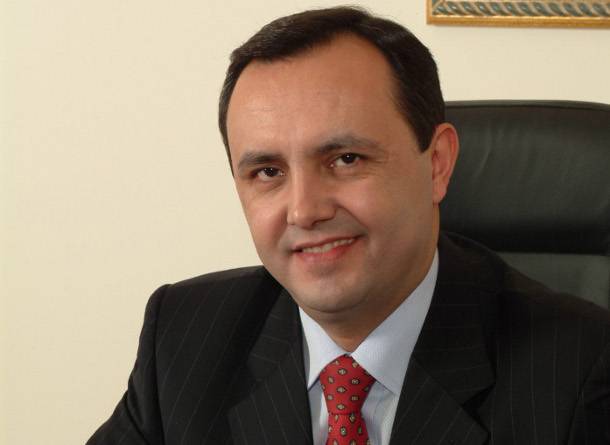 Λαοκρατία ή Κοινοβουλευτική Δημοκρατία;