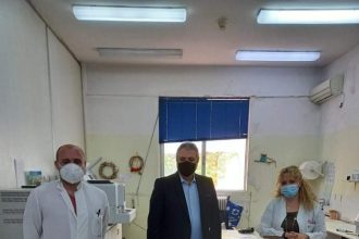 Στο Καραμανδάνειο Νοσοκομείο Παίδων ο διοικητής της 6ης ΥΠΕ Γιάννης Καρβέλης - ΦΩΤΟ