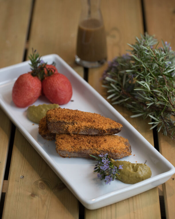 Καρέ αρνιού ψευτοκαπνισμένο, με τραγανή κρούστα