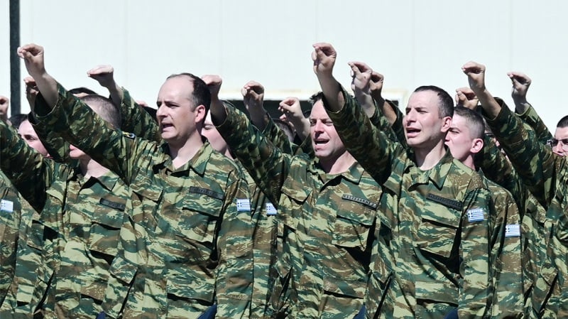 Στέφανος Κασσελάκης: Ορκίστηκε στη Θήβα, παίρνει άδεια και θα γιορτάσει τα γενέθλιά του στου Ψυρρή (ΒΙΝΤΕΟ)