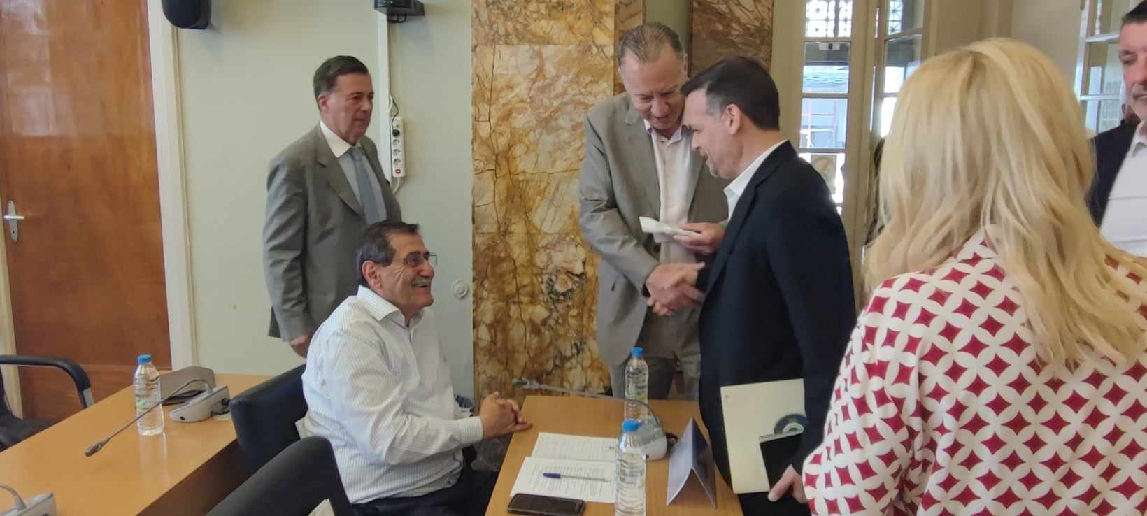 Δύο Δήμαρχοι στην ίδια πόλη