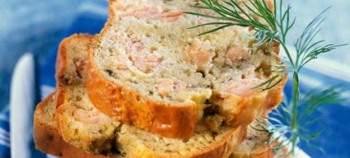 Κέικ με σολομό και άνηθο