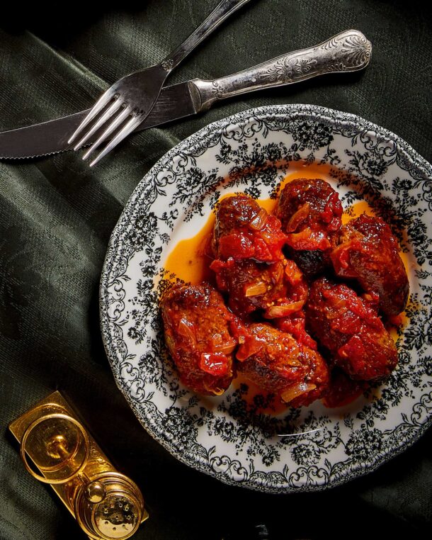 Τα κλασικά σμυρναίικα σουτζουκάκια