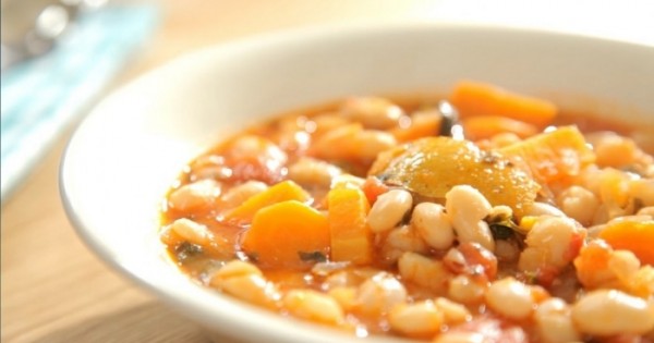 Κλασική φασολάδα