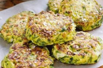 Τηγανίτες με κολοκυθάκι