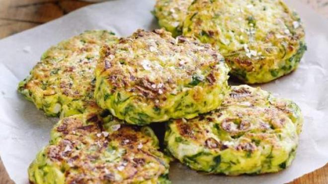 Τηγανίτες με κολοκυθάκι