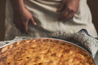 Κολοκυθόπιτα με τουτουμάκια (χυλοπιτάκια)