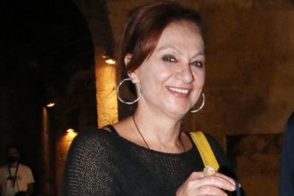 Φιλαρέτη Κομνηνού: O ερωτικός μου κύκλος έχει ολοκληρωθεί, τώρα έχω να βλέπω το μουτράκι της εγγονής μου