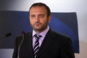 Μόνον με μείωση φόρων έρχεται η ανάπτυξη