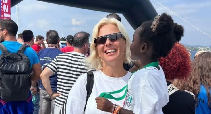 Χριστίνα Κοντοβά: «Πολλοί φαντάζονται ότι μια γυναίκα υιοθετεί μετά από πάρα πολλές εξωσωματικές»