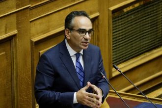 Βασίλης Κοντοζαμάνης: Στη μονάδα εμφραγμάτων του Ευαγγελισμού με πνευμονική εμβολή