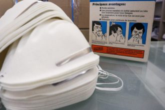 Κορονοϊός - Η εφιαλτική φωτογραφία για τους... "κουρασμένους"