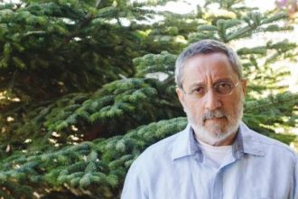 Ο τόσος φθόνος μόνο ως λυσσώδης υπεράσπιση εαυτού μπορεί να ερμηνευτεί