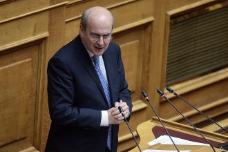 Χατζηδάκης: Οι εννέα αλλαγές που θα κάνουν τη ζωή των Ελλήνων καλύτερη το 2025