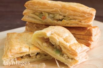 Η πιο νόστιμη κοτόπιτα με γραβιέρα