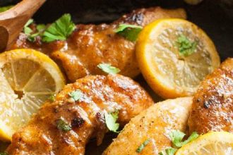 Κοτόπουλο στο τηγάνι με βούτυρο και λεμόνι