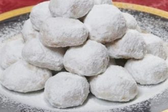 Η αυθεντική μοναστηριακή συνταγή για τέλειους κουραμπιέδες