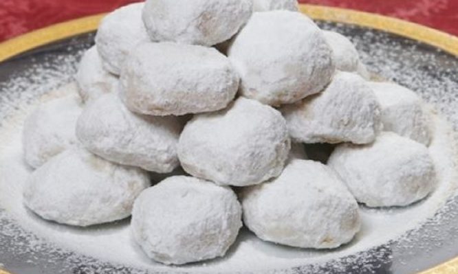 Η αυθεντική μοναστηριακή συνταγή για τέλειους κουραμπιέδες