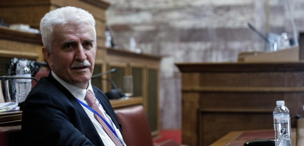 Πρόεδρος ΕΣΡ: "Αν οι τηλεθεατές θέλουν να βλέπουν σκουπίδια, δεν μπορεί να τους προστατέψει το κράτος"