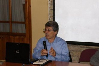 Αντιπολίτευση χτισμένη στην άμμο