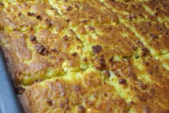 Κρατσανιστή κουρκουτόπιτα