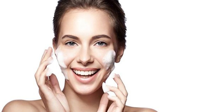 Αυτά είναι τα καλύτερα συστατικά αντιγήρανσης που πρέπει να αναζητάτε