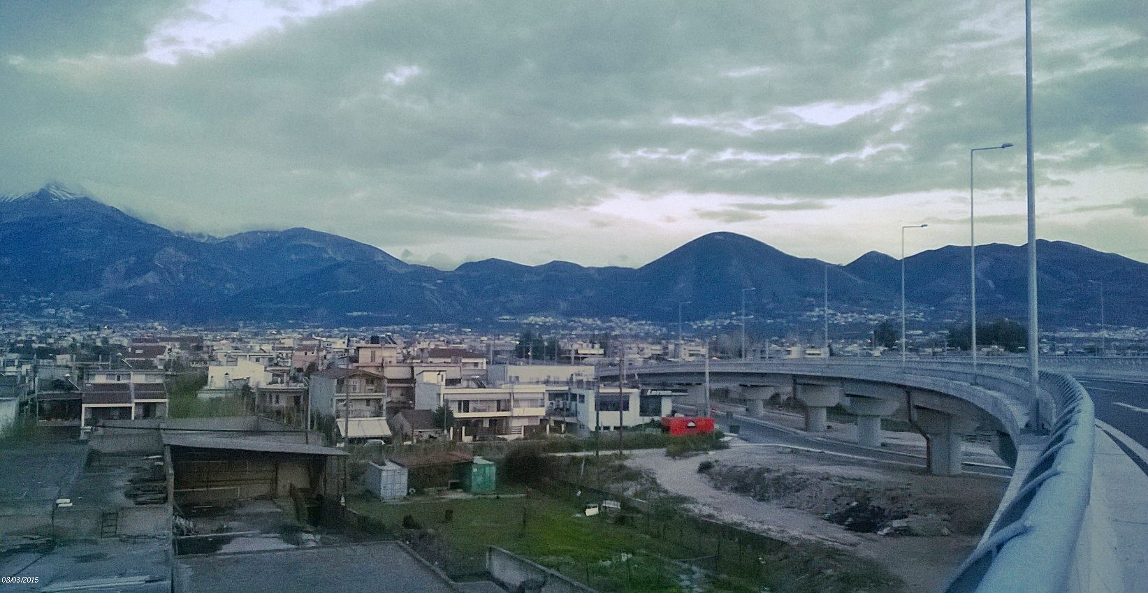 Κρύα Ιτεών: Οι κάτοικοι ζωγράφισαν την πλατεία τους - ΦΩΤΟ