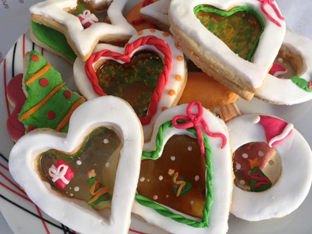 Κρυστάλλινα Χριστουγεννιάτικα μπισκότα