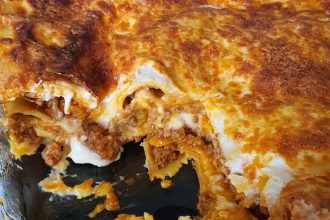 Ζουμερά λαζάνια με κιμά