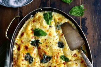 Λαζάνια με σπανάκι και μυρωδικά