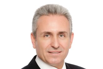 Πάντρεψε την βαφτιστήρα του ο δήμαρχος Καλαβρύτων! ΔΕΙΤΕ ΦΩΤΟΓΡΑΦΙΕΣ